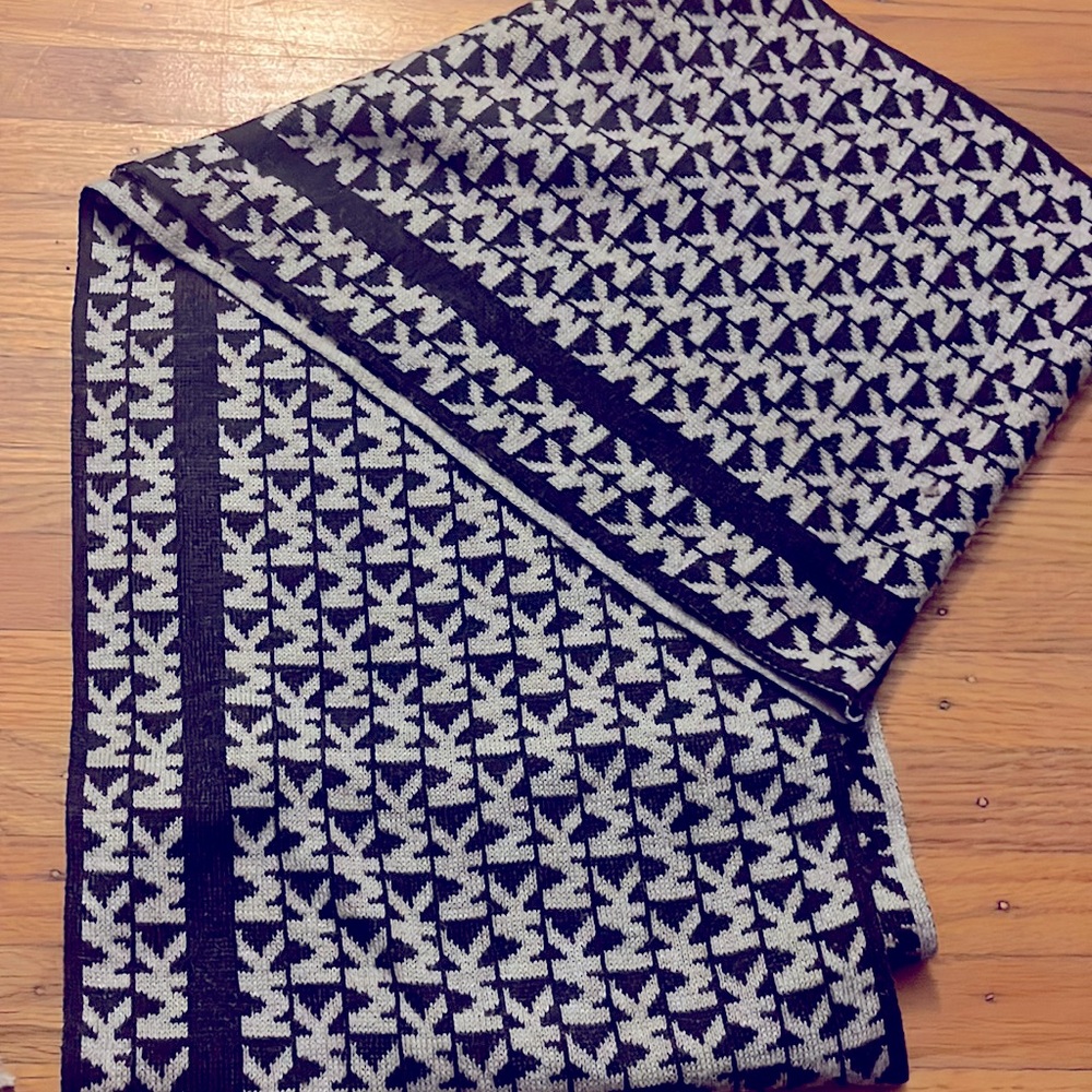 Michael Kors infinity scarf